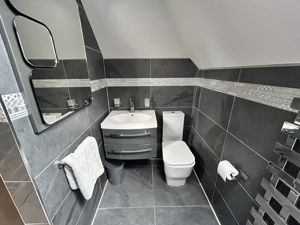 Photo 27- click for photo gallery